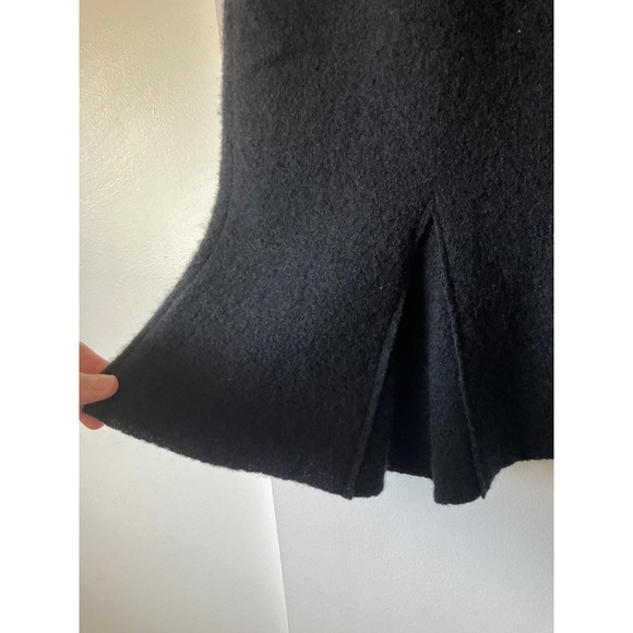 100% Wool Skirt Black Tulip Hem Made in France Size 11/12 - Picture 3 of 6